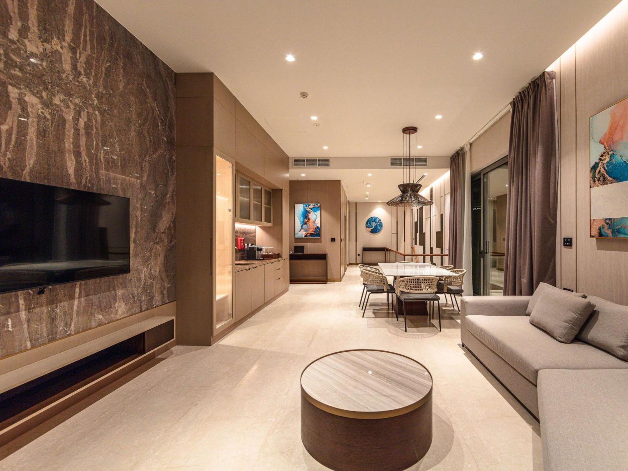 Rixos Premium Qetaifan Island North Hotel